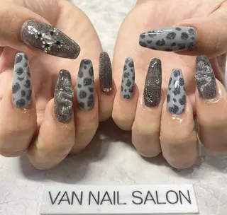 ネイル Van Nail 本厚木店所属・Van Nail Salonのネイルデザイン