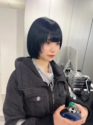 ロング カラー 暗髪🩶ラベンダー/ ブルー/ユウナ🤍のヘアスタイル