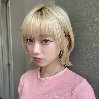 カラー monaヘアアレンジ /ハイトーンのヘアスタイル