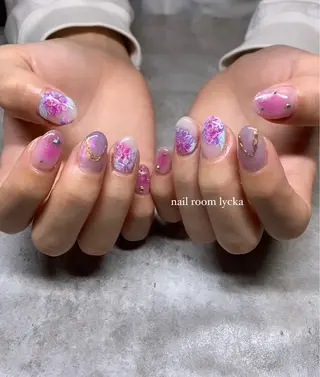 ネイル ﾈｲﾙﾙｰﾑﾘｯｶ 𝐦𝐚𝐲𝐮のネイルデザイン