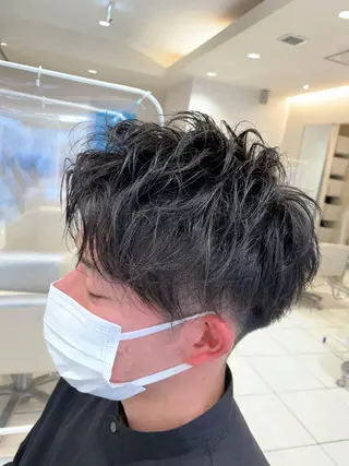 パーマ メンズ MODEks eau 佐藤優志のヘアスタイル