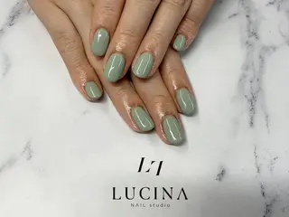 ネイル 新橋 ルキナ スタッフのネイルデザイン