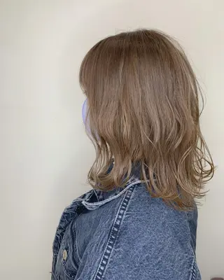 ミディアム カラー 艶髪クリエイター 秋田 聖也🪽のヘアスタイル