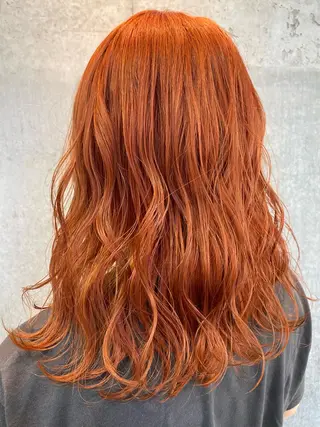 セミロング mina .のヘアスタイル