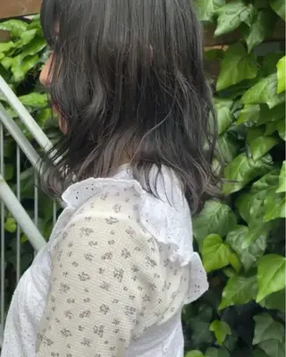 セミロング レイヤーカット/ 透明感カラーmikuのヘアスタイル