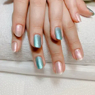 ネイル 綱島 佳恵のネイルデザイン