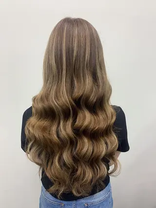 セミロング Mululu所属・京都最安価エクステ muuka🦋のヘアスタイル