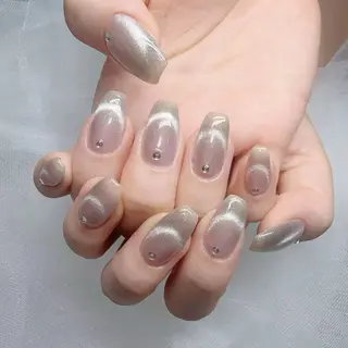 ネイル Fairyフェアリーネイルサロン所属・シズ セキのネイルデザイン