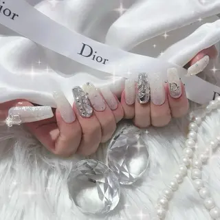 ネイル élu by Noriko 前原のネイルデザイン