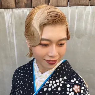 ショート カラー ヘアアレンジ BRUNTJET所属・MAEDA MADOKAのヘアスタイル