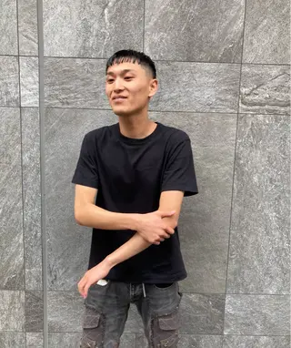 ショート メンズ スキンフェード/パー マ/須田陸斗のヘアスタイル