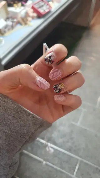 ネイル Salon de dahan所属・SALON DE DAHANのネイルデザイン