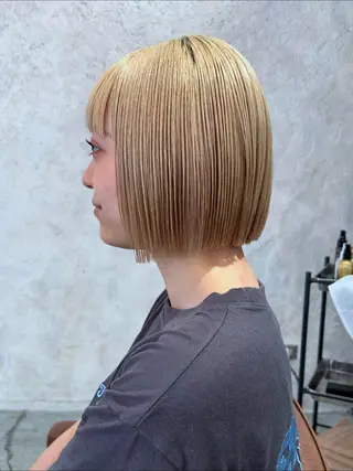 ショート 梅田/透明感カラー ボブレイヤーきょうかのヘアスタイル