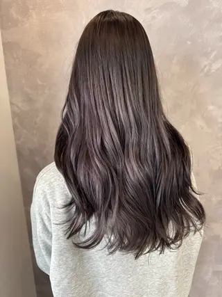 ロング カラー ヒヨシ ルナのヘアスタイル