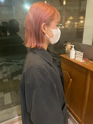 ショート あやか/ベージュ /透け感カラーのヘアスタイル