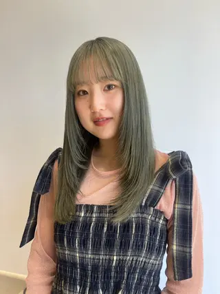 ロング カラー ベージュカラー⌇﻿ くびれヘア.𐙚心音のヘアスタイル