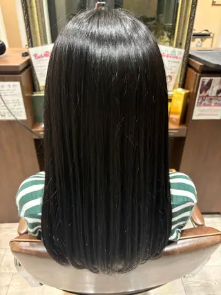 ロング VOGUE小牧所属・akasaka mariのヘアスタイル