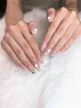 ネイル 井尻 紗菜のネイルデザイン