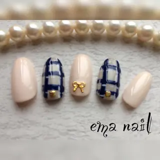 ネイル Roger 舞のネイルデザイン