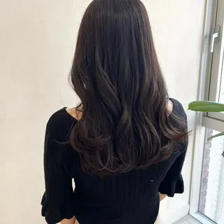 ロング カラー SiLO yuri andoのヘアスタイル