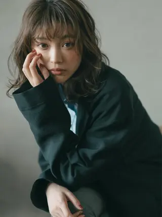 ミディアム 🎀ハイトーン/レイ ヤー/Reina🎀のヘアスタイル