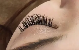 マツエク・マツパ 艶髪育成サロン 京橋　shinのヘアスタイル