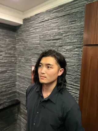ロング 西本 健斗のヘアスタイル