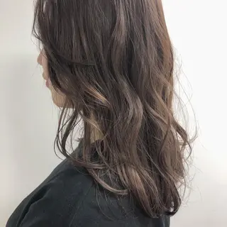 セミロング カラー パーマ アライフ所属・牧田 真衣のヘアスタイル