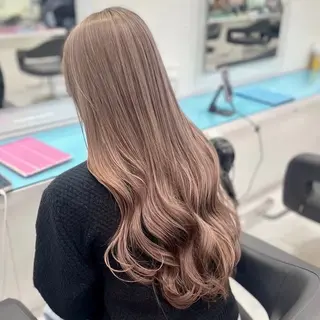 ミディアム カラー 🎀🧁ダメージレス 艶髪カラー🧁🎀のヘアスタイル