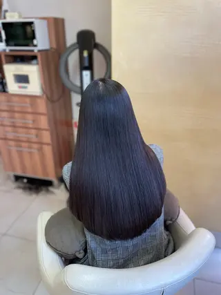 UMBER ROYC 💎 moeのヘアスタイル