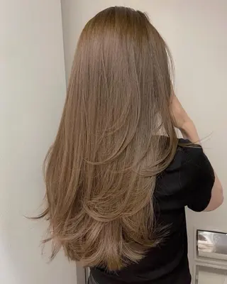 ロング カラー 透明感カラー🫧/ 髪質お悩み改善/みゆのヘアスタイル