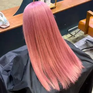 ミディアム カラー オカベ ショウマのヘアスタイル