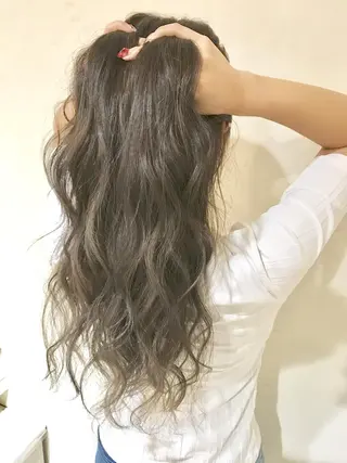 ロング カラー filo by　Feria所属・filo   渋谷 Gishiのヘアスタイル