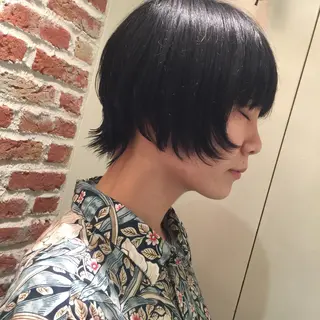 ショート ホワイト&レイヤーカ ットエクステ長畠俊輔のヘアスタイル