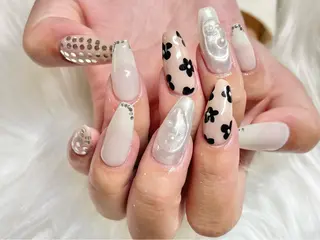 ネイル Salon ENUのマツエク・マツパデザイン