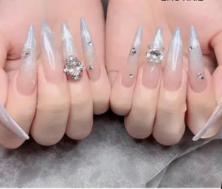 ネイル Lenie Nailのネイルデザイン