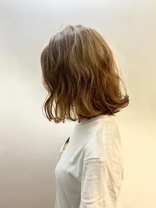 ショート カラー 艶髪カラー&ウルフ フルカワ ヒロズミのヘアスタイル