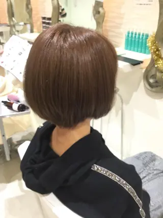 ショート カラー 松吉 純平のヘアスタイル