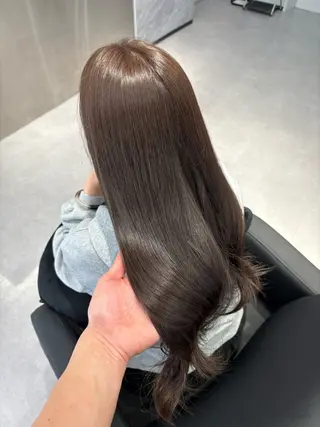 ロング カラー 堀江/透明感 ベージュ/白川幸太のヘアスタイル