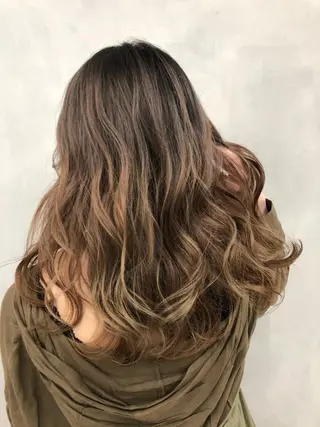 ミディアム カラー 🎨ショートの神様 /神評価🎨原田公祐のヘアスタイル