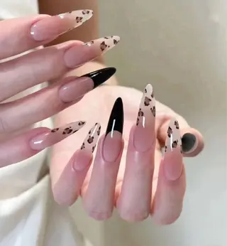 ネイル Freya nail salon所属・Freya トウのネイルデザイン