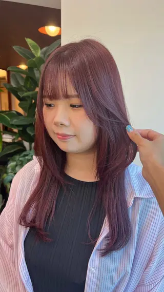 セミロング カラー Garland 表参道所属・ミディアムレイヤー/ 艶カラー🎀 emiのヘアスタイル