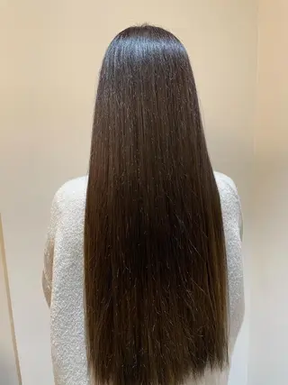 ロング 栗林 茉那のヘアスタイル