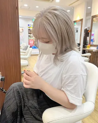 カラー 🌈ハイトーン/ ワタル🌈のヘアスタイル