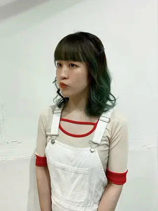 ミディアム カラー 229所属・maki @pullnocのヘアスタイル