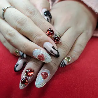 ネイル HAYASHI  Nのネイルデザイン