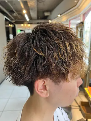 パーマ メンズ パーマ特化美容師 茂木広幸のヘアスタイル