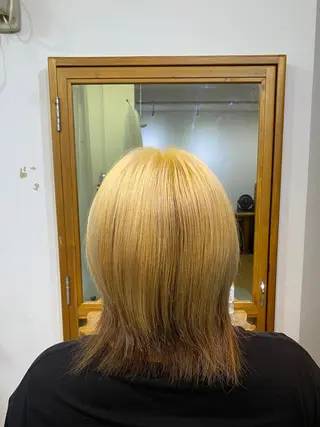 ミディアム カラー CRADLE Takeuchiのヘアスタイル