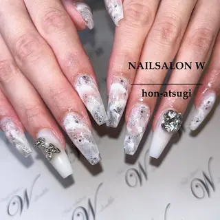 ロング ネイルサロン ダブルのネイルデザイン