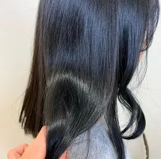 カラー 小濵 美月のヘアスタイル